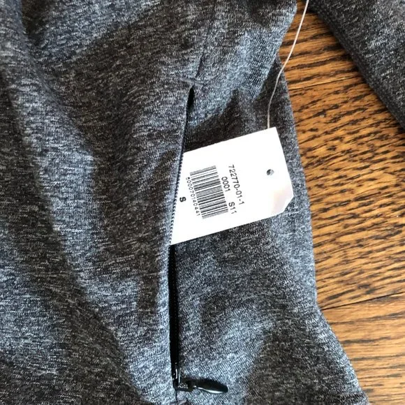 Old Navy - Old Navy Active COZECORE Hooded Crop Workout - Size Small - Picture 7 of 9